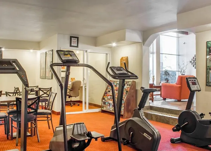 Ramada By Wyndham Near Asu 3*