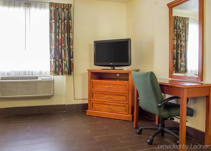 Ramada By Wyndham Near Asu 3* Tempe
